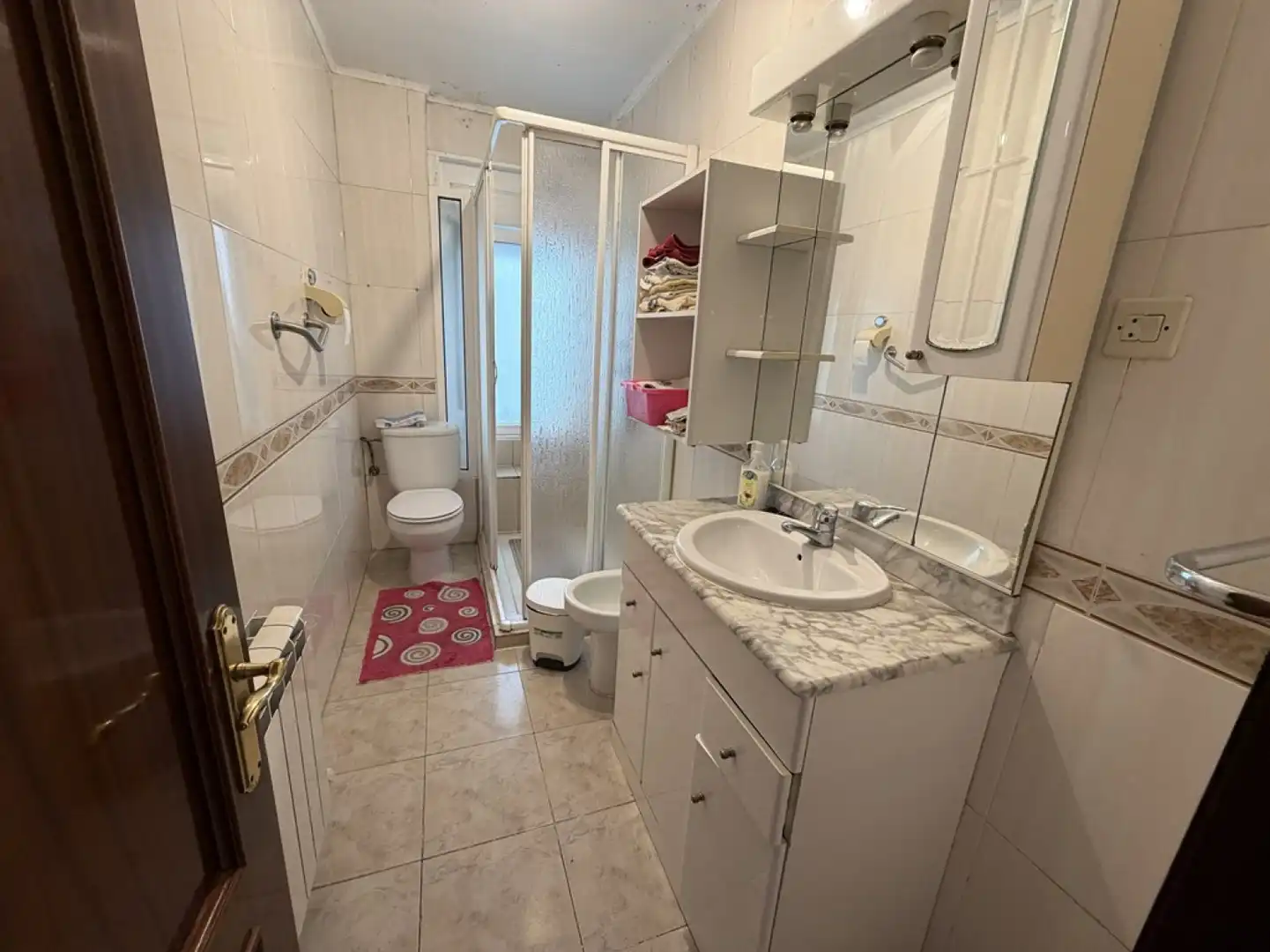 Bathroom of Flat for sale in Avilés  with Heating