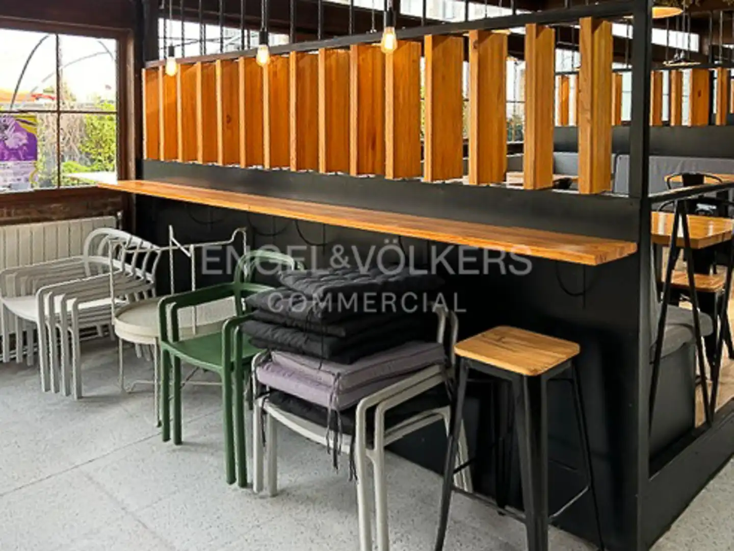 Gewerbefläche zum Verkauf in Calle Inés Diego de Noval, imagen 6