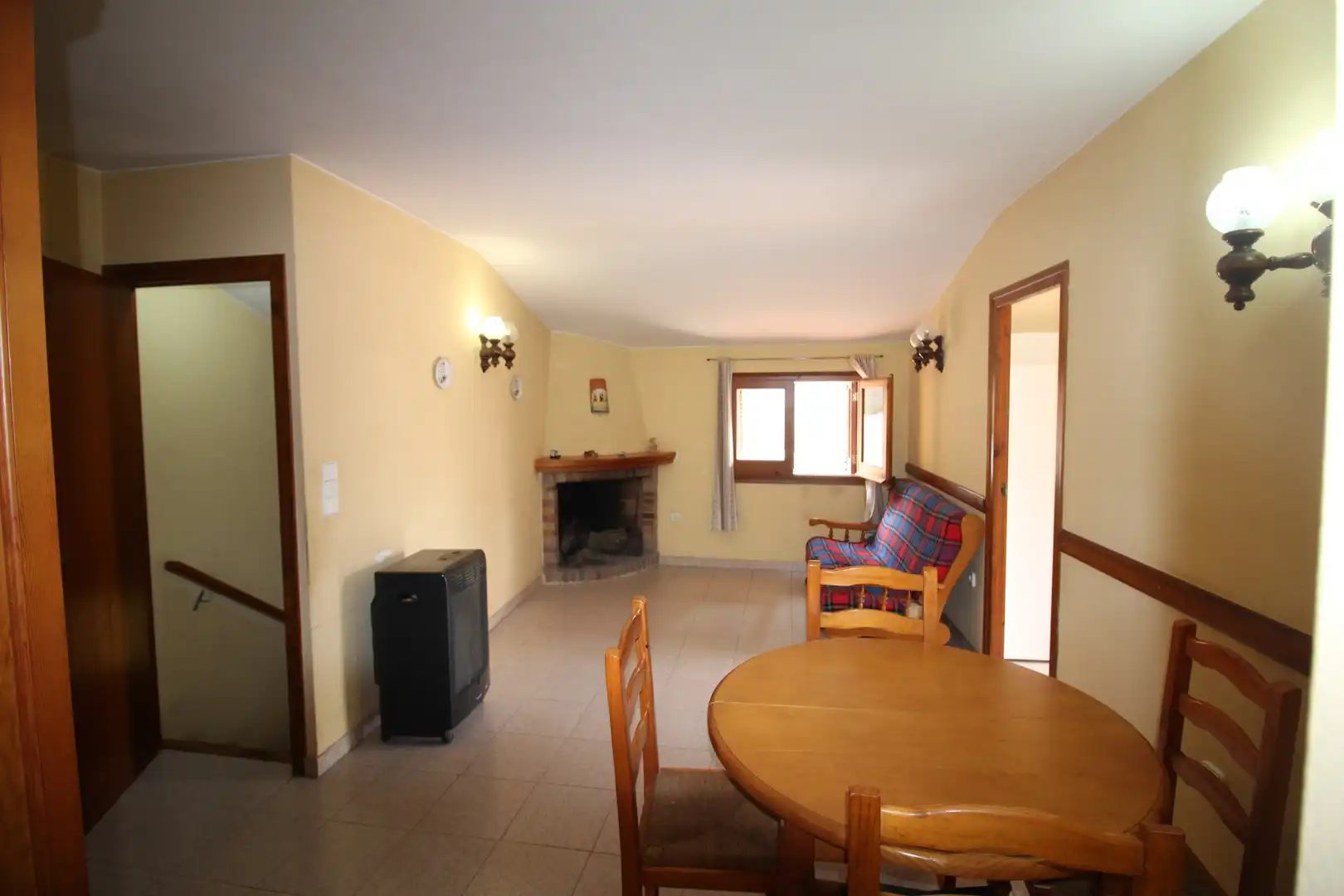 Wohnzimmer von Haus oder Chalet zum Verkauf in Vilamaniscle mit Terrasse und Möbliert