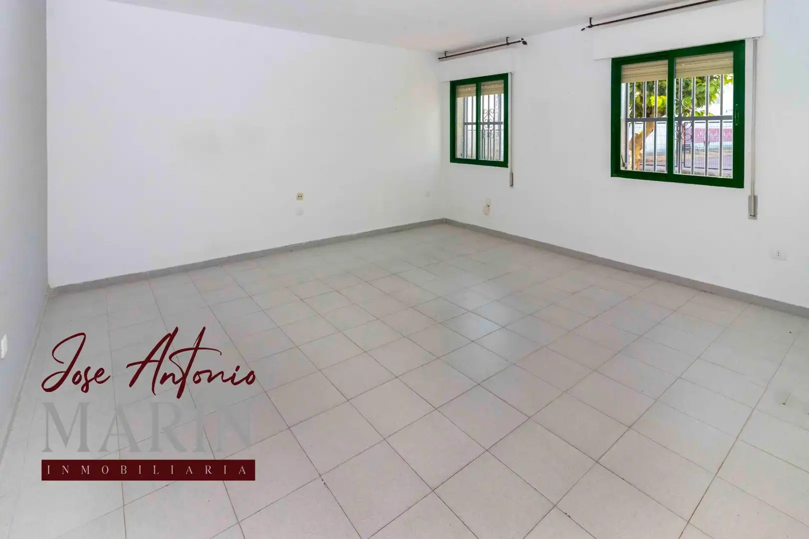 Bedroom of Houses for sale in Valdelacalzada