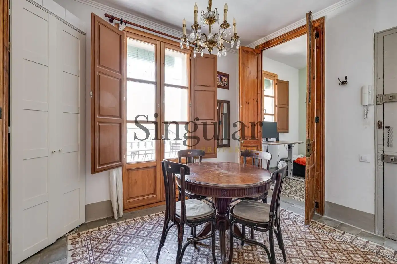 Comedor de Piso en venta en Barcelona con Aire acondicionado, Calefacción y Balcón