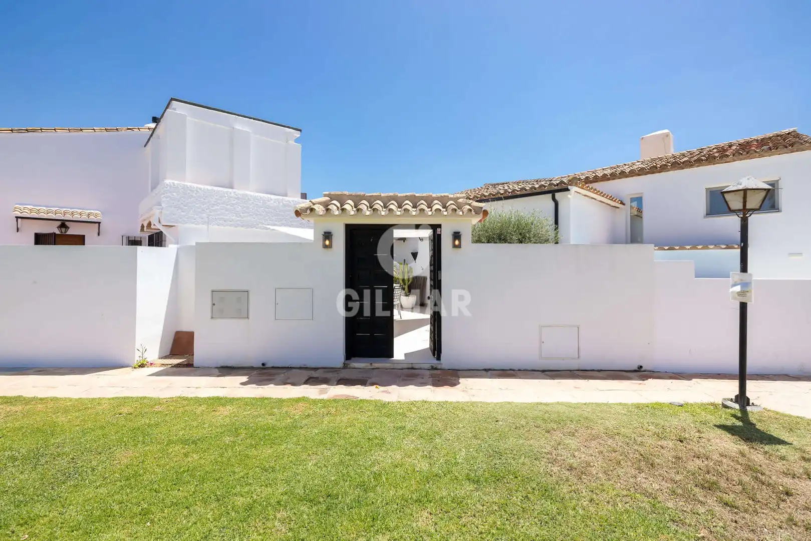 Jardí de Casa adosada en venda en Estepona amb Jardí privat