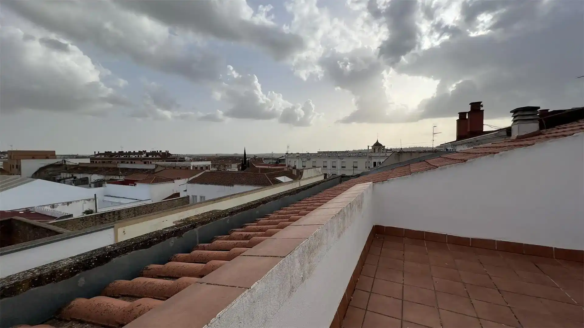 Vista exterior de Dúplex en venda en Zafra amb Traster i Balcó