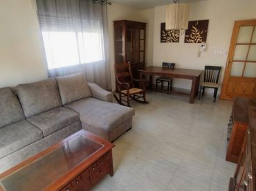 Flat with balcony for sale in Calle Naranjo 1