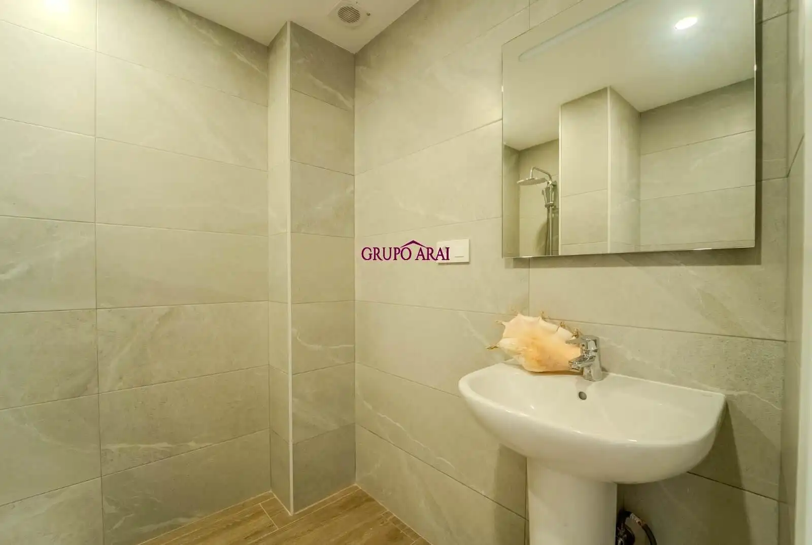 Baño de Dúplex en venta en Alicante / Alacant con Terraza