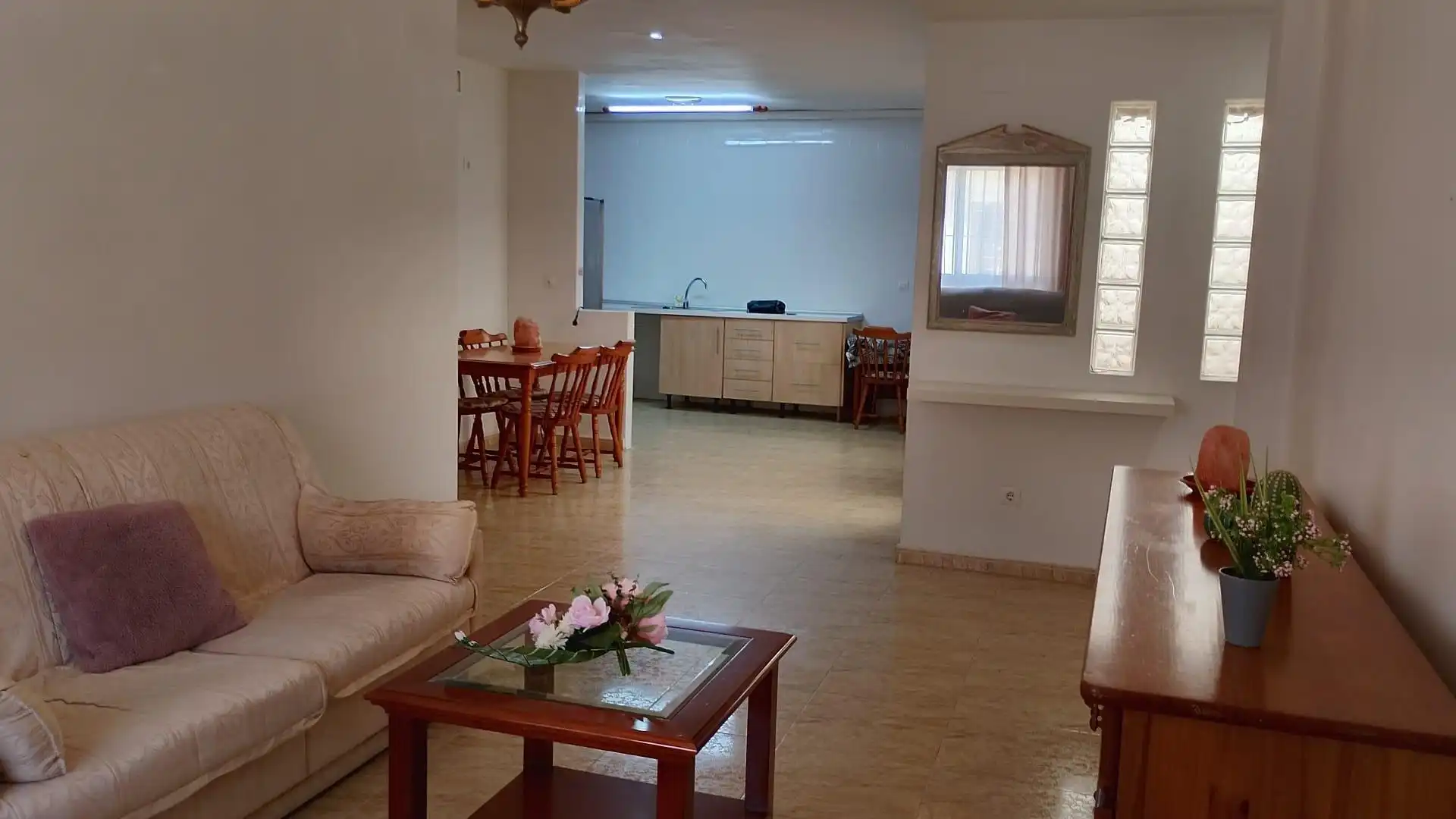 Sala de estar de Planta baja en venta en La Unión con Aire acondicionado, Trastero y Amueblado