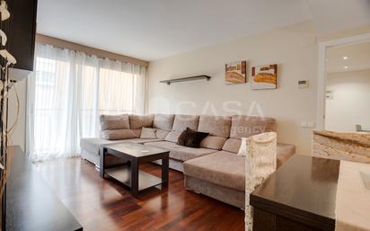 Living room of Flat for sale in L'Hospitalet de Llobregat  with Terrace and Balcony