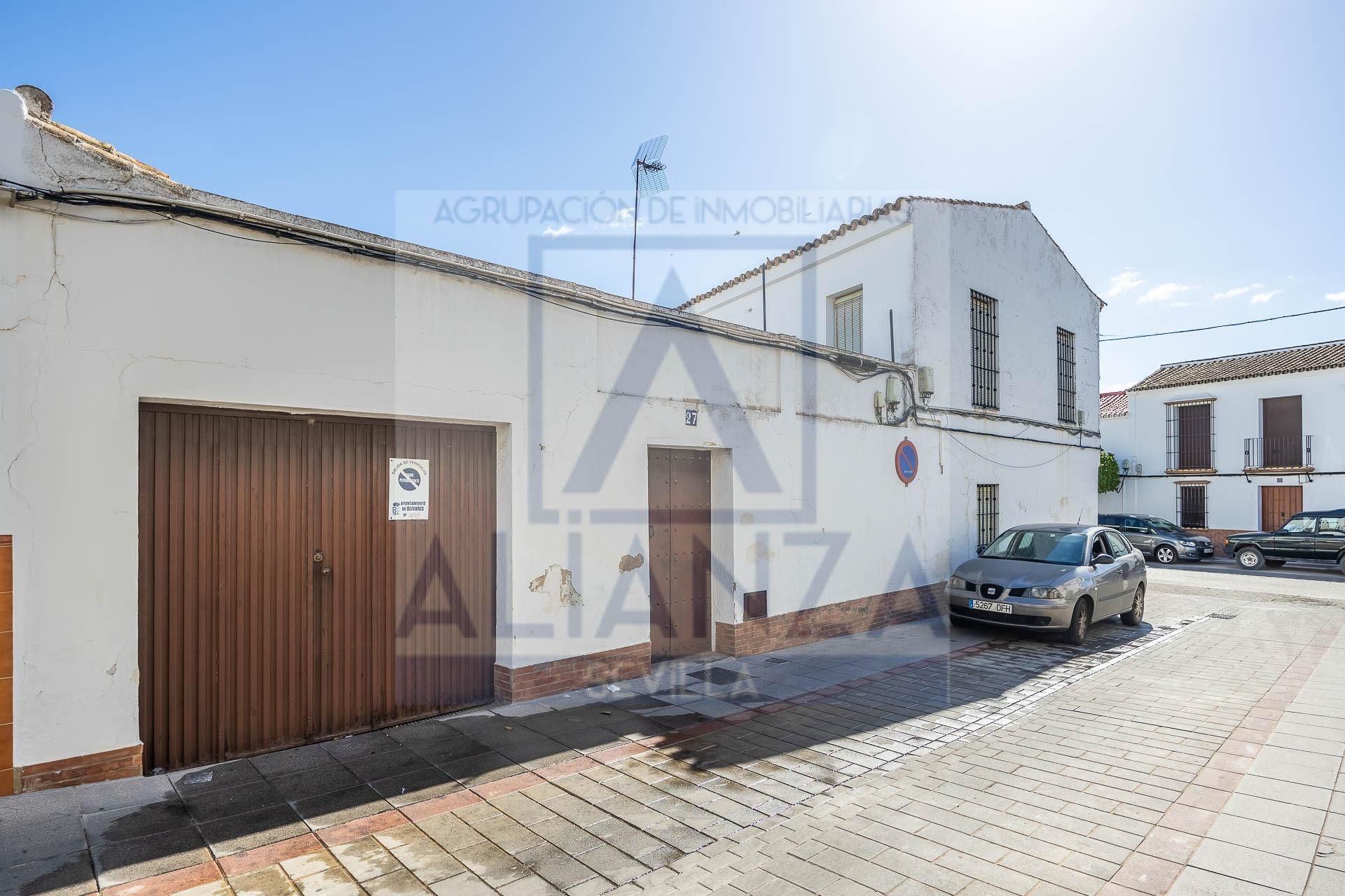 Exterior view of Single-family semi-detached for sale in Olivares  with Private garden, Terrace and Storage room