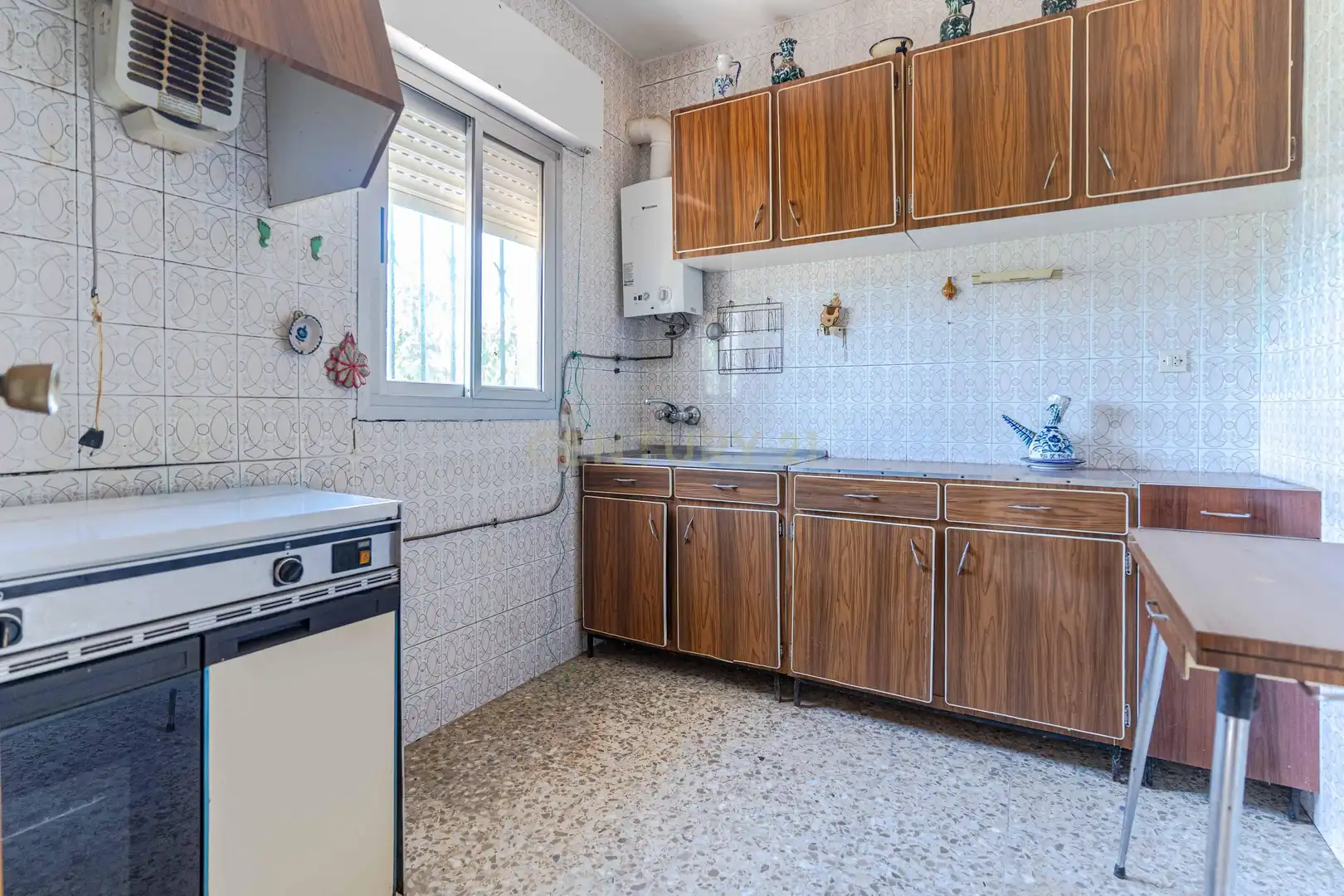 Cocina de Finca rústica en venta en Carataunas con Jardín privado, Trastero y Piscina