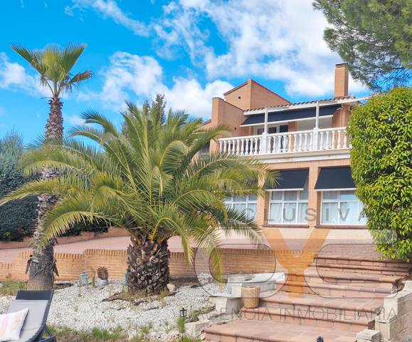 Casa-chalet en Venta en Batres