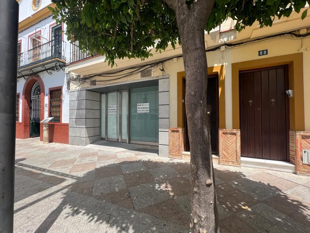 Außenansicht von Geschaftsraum miete in Los Palacios y Villafranca mit Klimaanlage