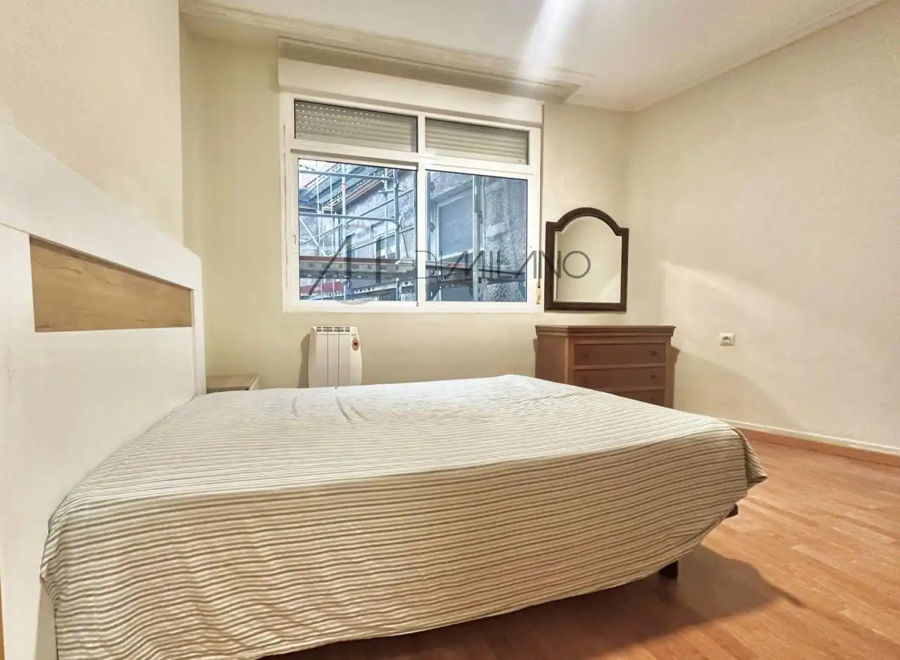 Bedroom of Flat for sale in Vigo   with Heating, Storage room and Furnished