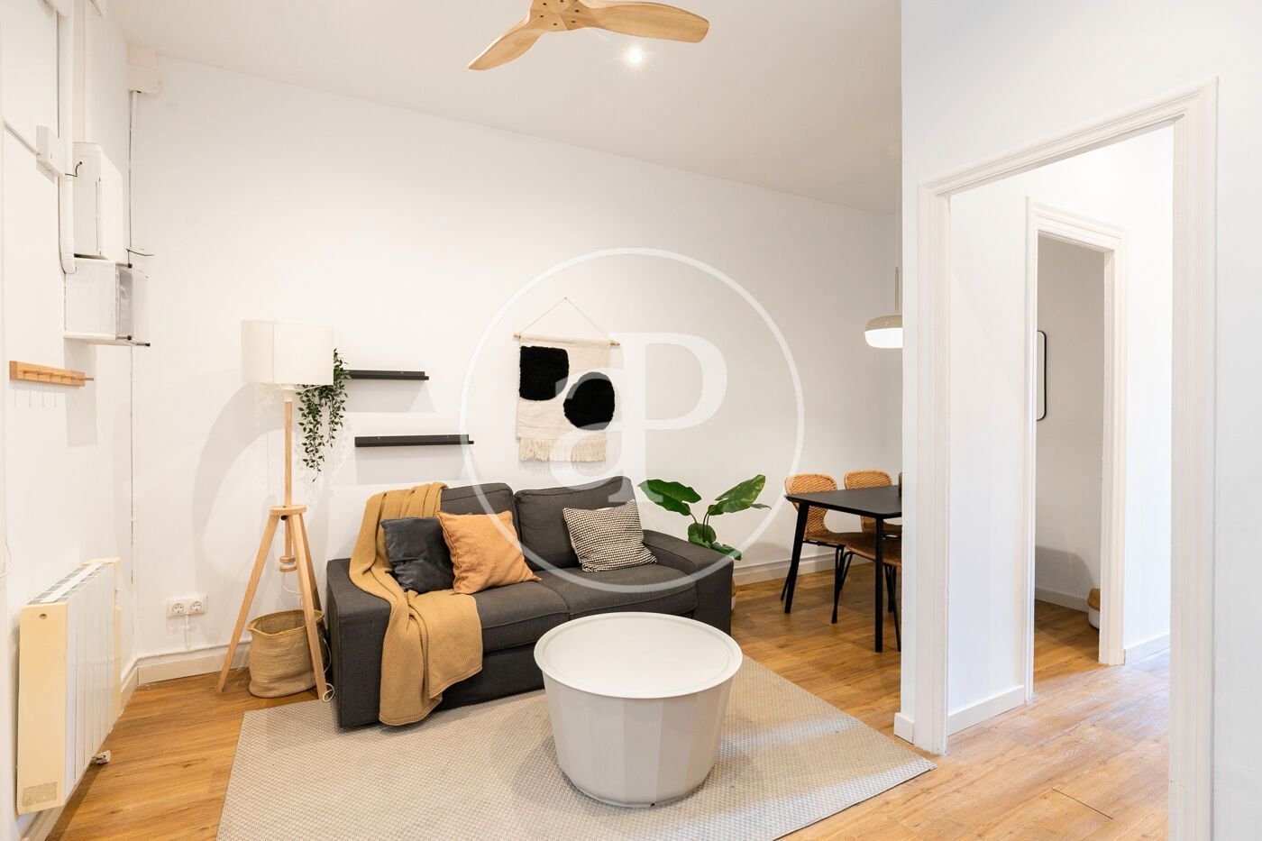 Sala de estar de Piso en venta en  Barcelona Capital con Calefacción y Amueblado