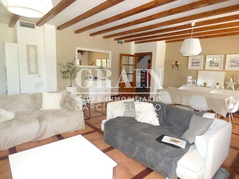 Garden of Houses for sale in Albacete  with Air Conditioner, Heating and Private garden