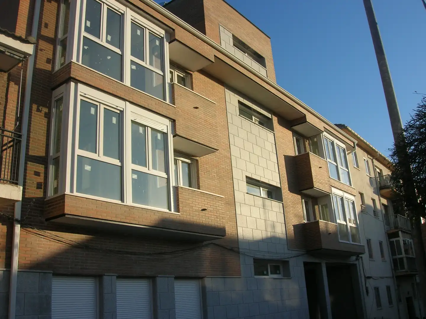 Vista exterior de Edificio en venta en Villalba Estación