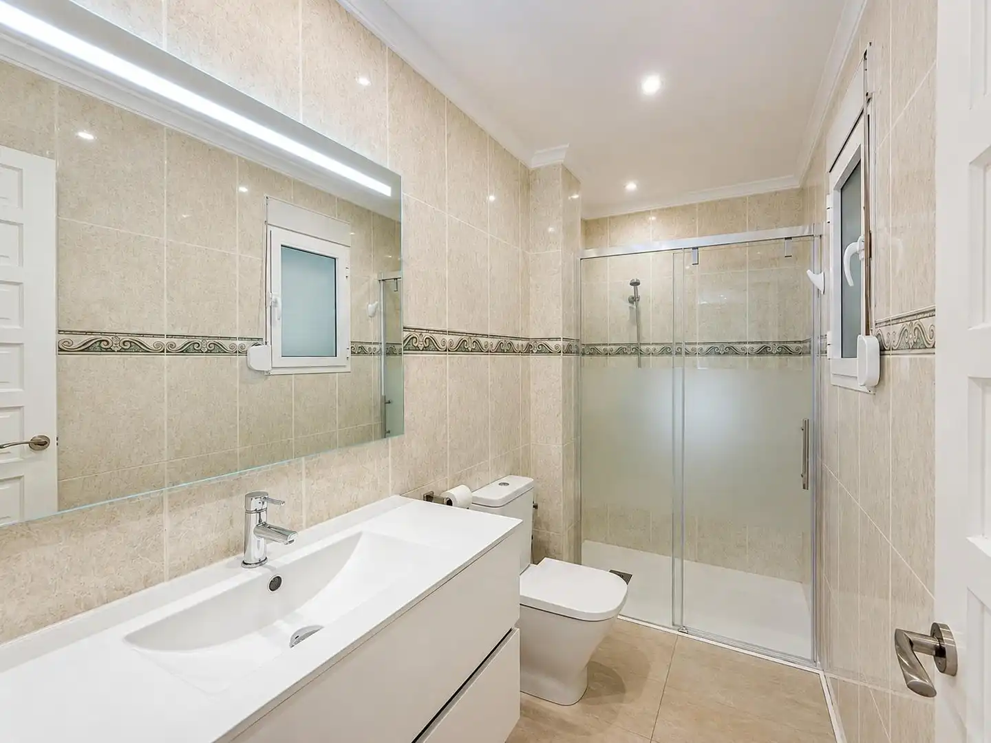Baño de Casa o chalet en venta en Carlet con Aire acondicionado, Calefacción y Jardín privado