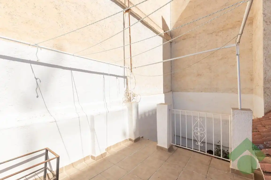 Terrasse von Einfamilien-Reihenhaus zum Verkauf in Granada mit Klimaanlage