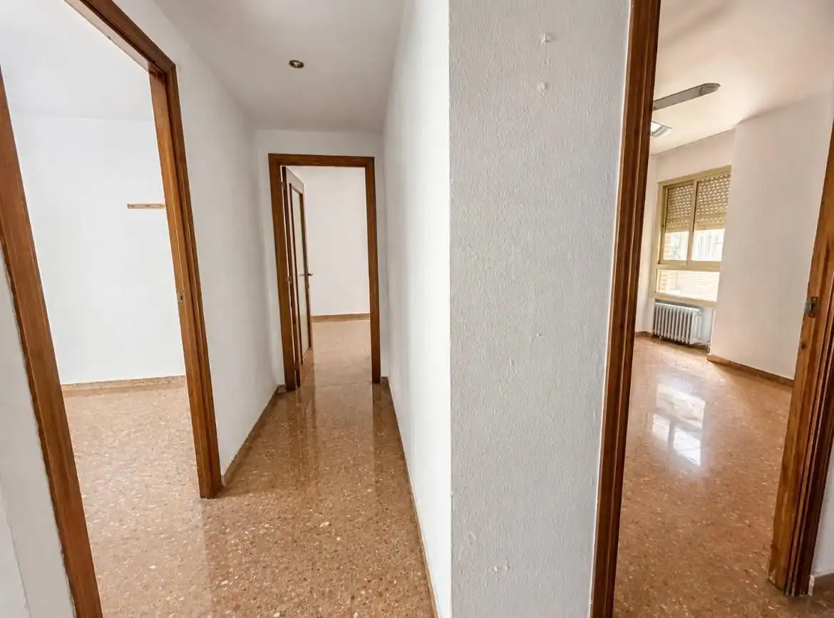 Flat for sale in Zaragoza  with Heating and Terrace