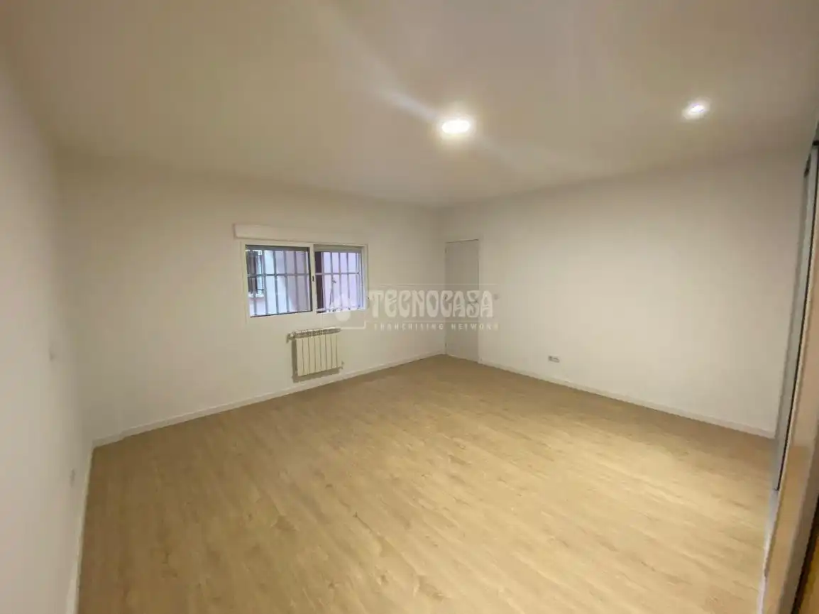 Flat for sale in Ensanche