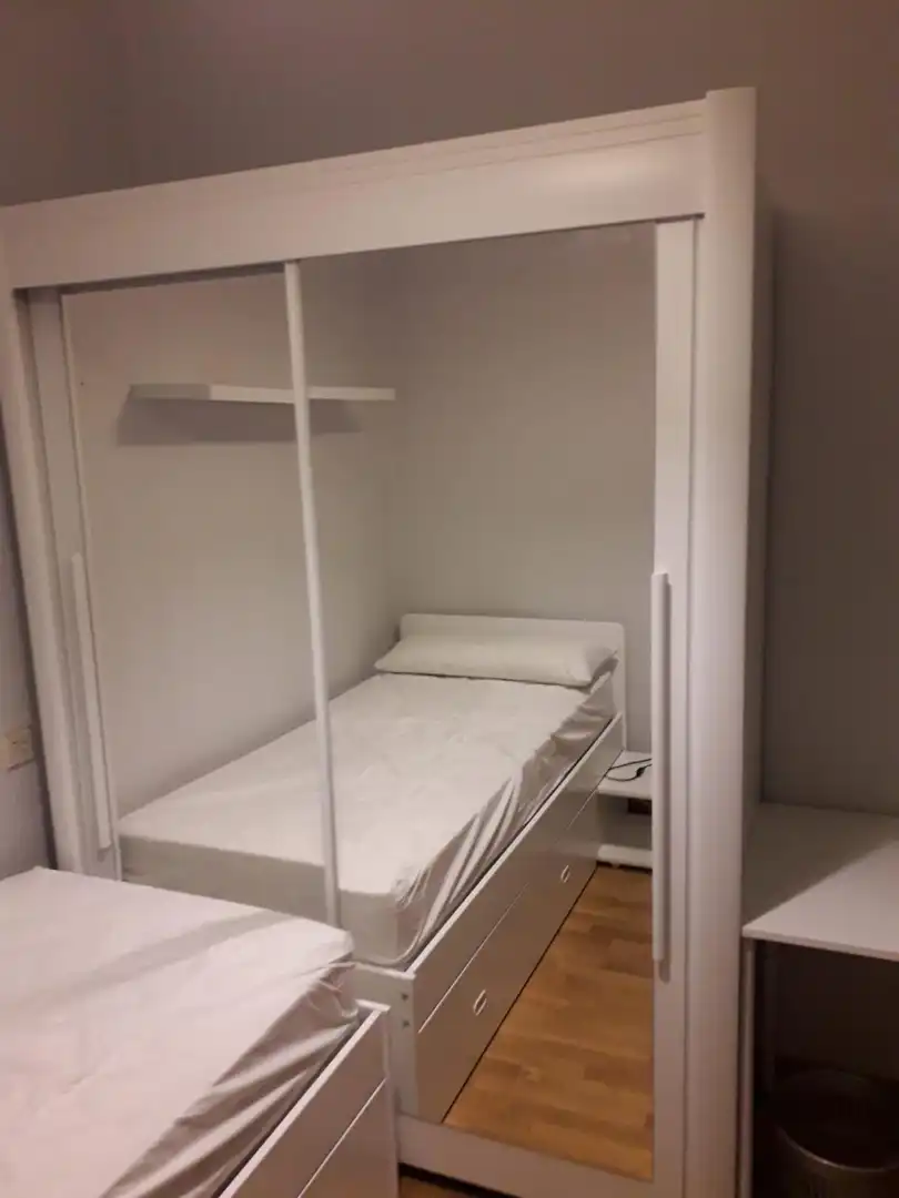 Bedroom of Flat for rent in Salamanca  with Heating, Parquet flooring and Furnished