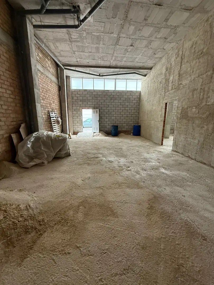 Local comercial en venda a San Rafael