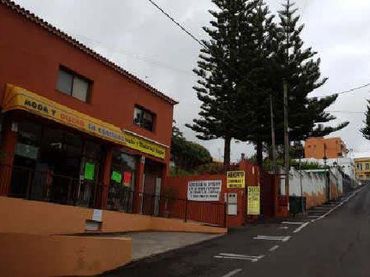 Altres en venda a C/ Pérez Reyes