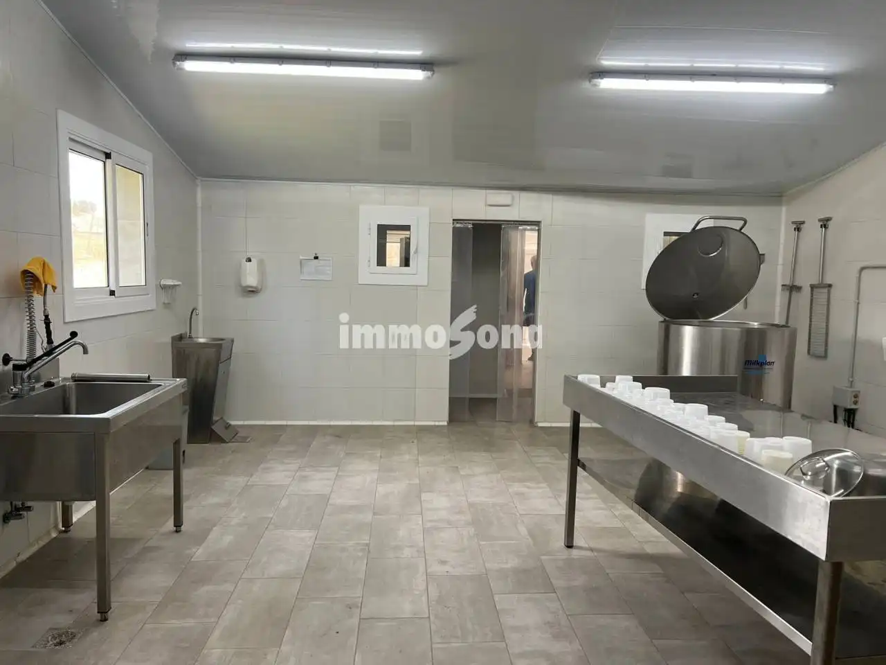 Kitchen of Commercial properties for sale in Les Masies de Voltregà