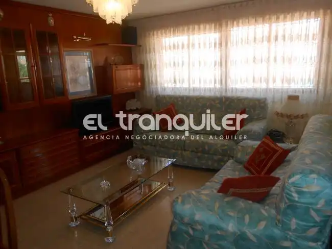 Living room of Flat for sale in Madrid  with Air Conditioner, Terrace and Furnished