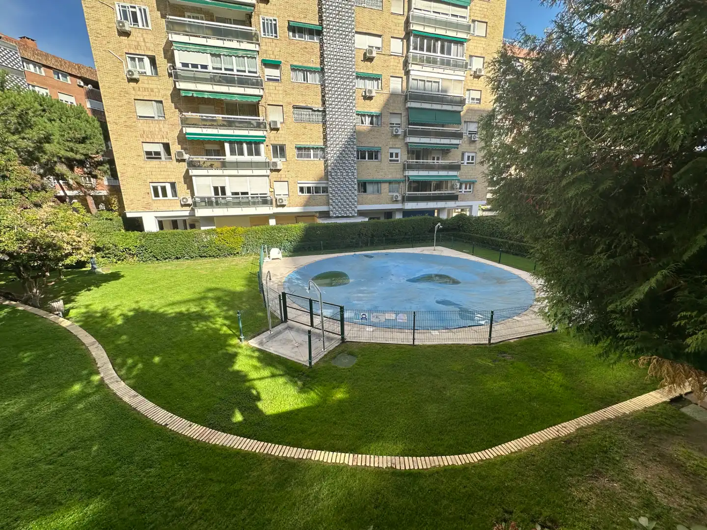 Ground floor for rent in Costillares