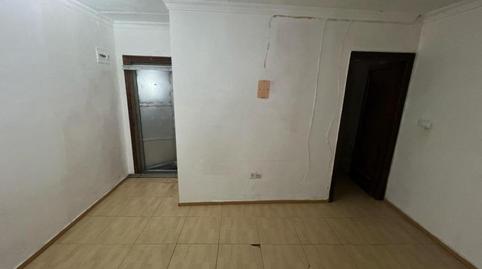 Foto 2 de Piso en venta en La Maurina, Barcelona