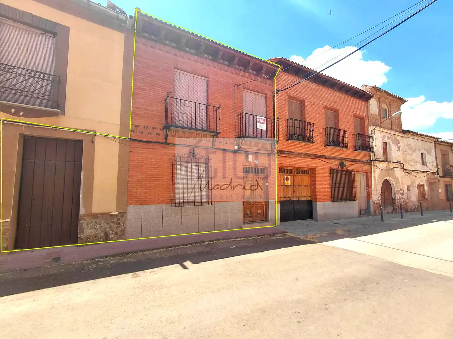 Vista exterior de Casa o xalet en venda en Cózar amb Calefacció i Terrassa