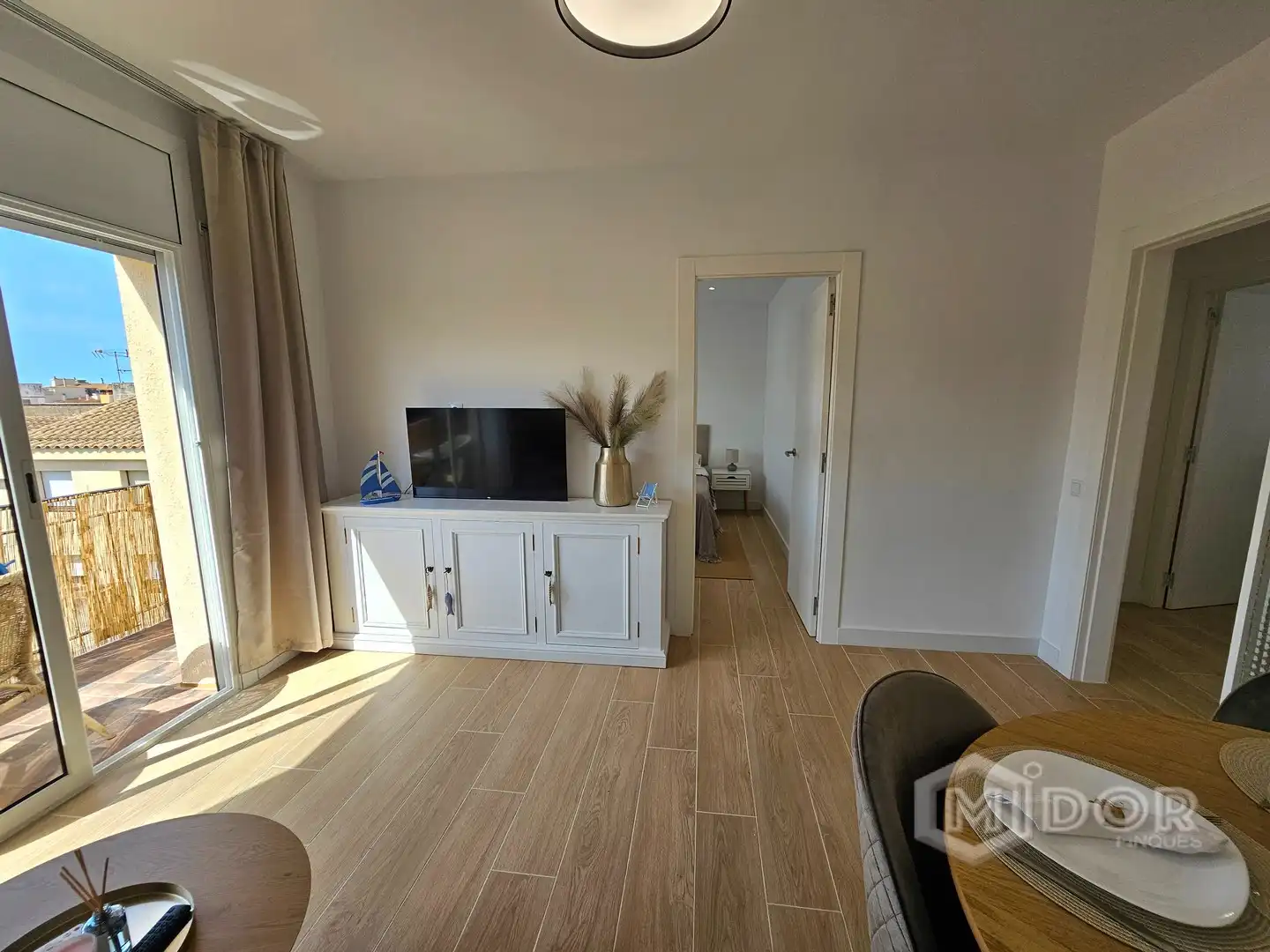 Living room of Apartments for sale in Sant Feliu de Guíxols  with Air Conditioner, Furnished and Oven