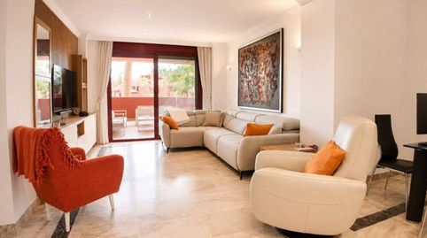 Foto 2 de Apartament de lloguer a Guadalmansa, Estepona