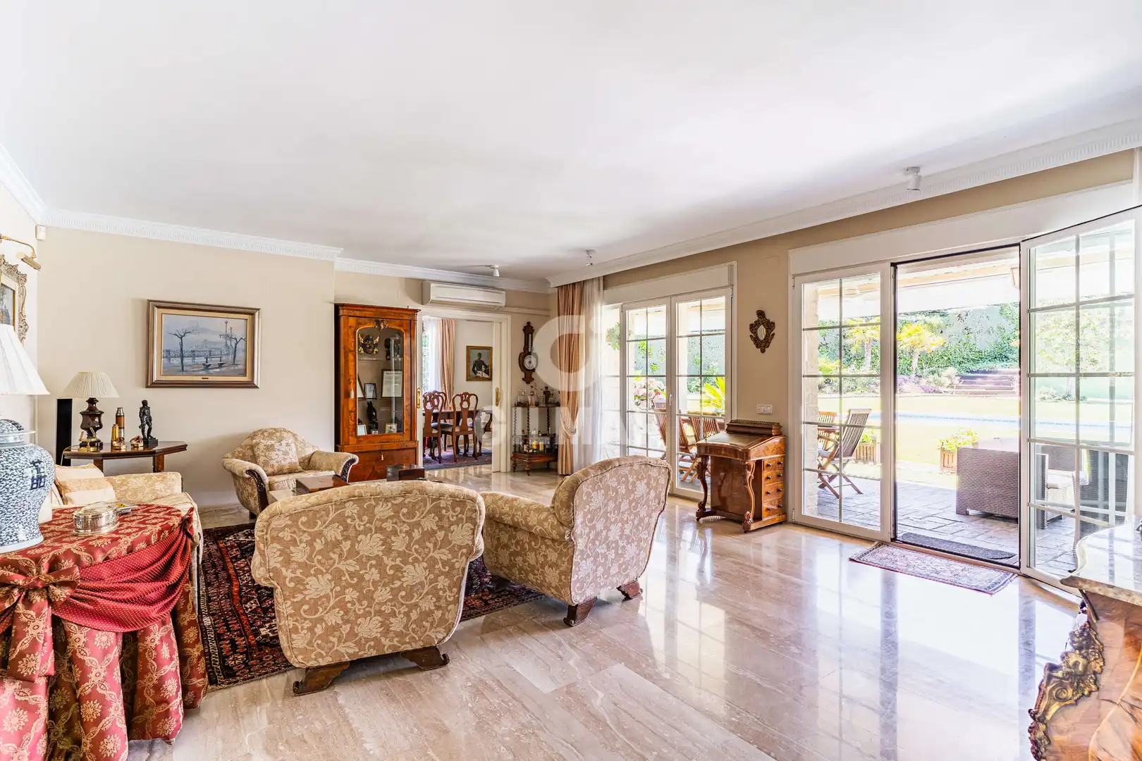 Sala de estar de Casa o chalet en venta en Boadilla del Monte con Calefacción, Jardín privado y Piscina