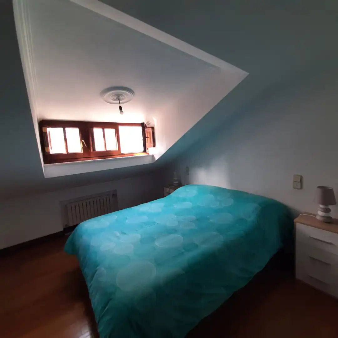 Habitación de Casa o chalet en venta en Viveiro con Calefacción, Jardín privado y Parquet