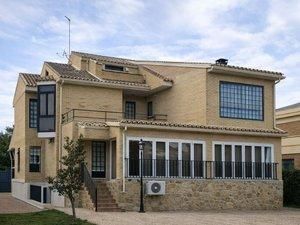 Casa o xalet en venda a La Cabaña, Urbanizaciones