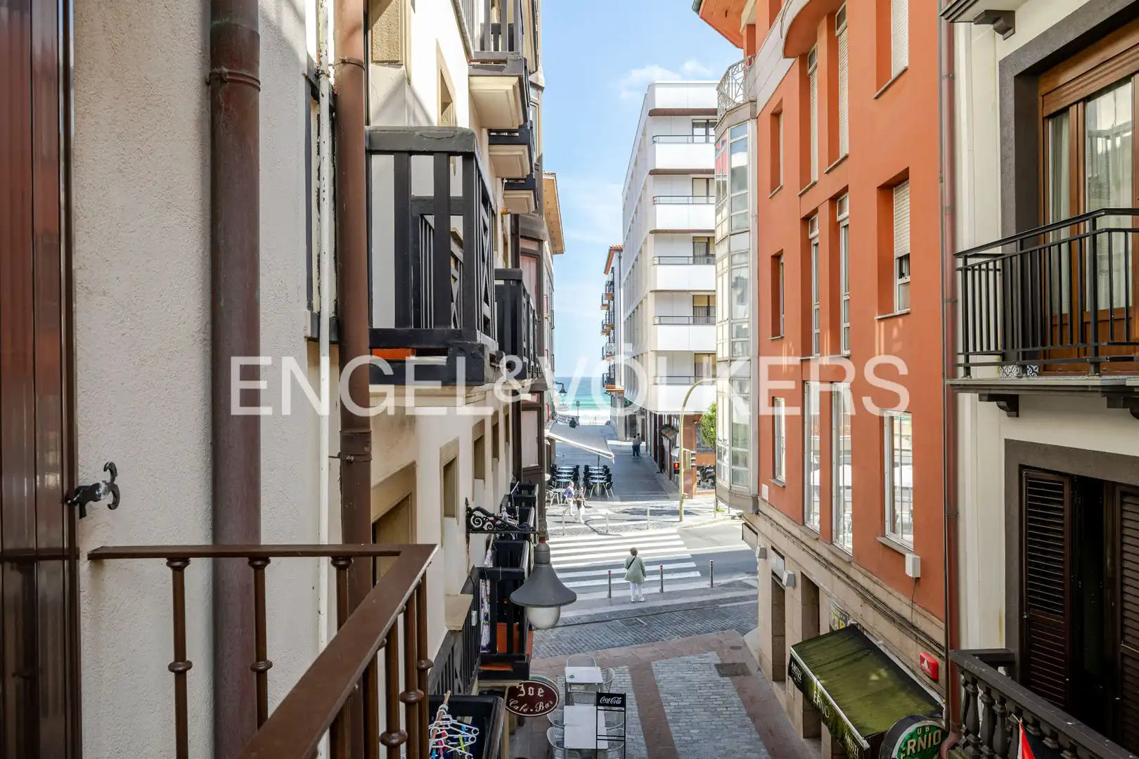 Vista exterior de Dúplex de alquiler en Zarautz con Calefacción, Amueblado y Balcón
