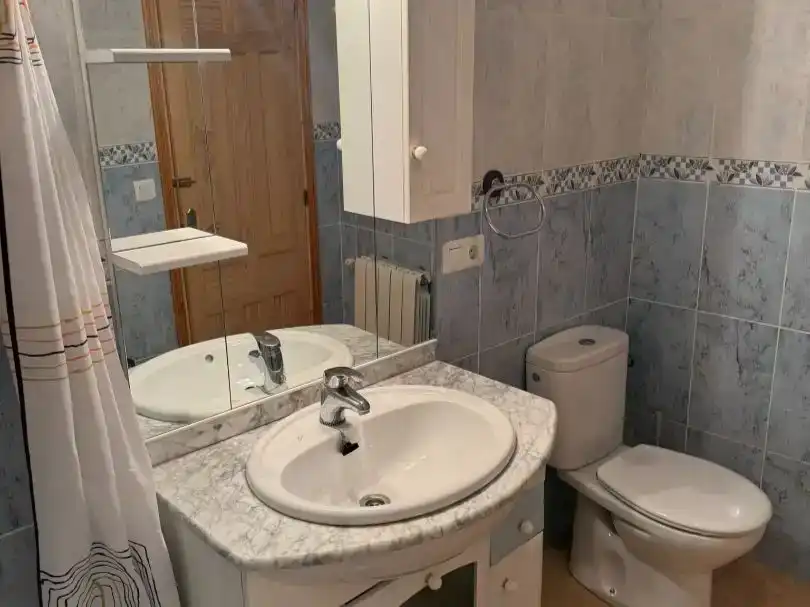 Baño de Casa adosada en venta en Vega del Codorno, Cuenca