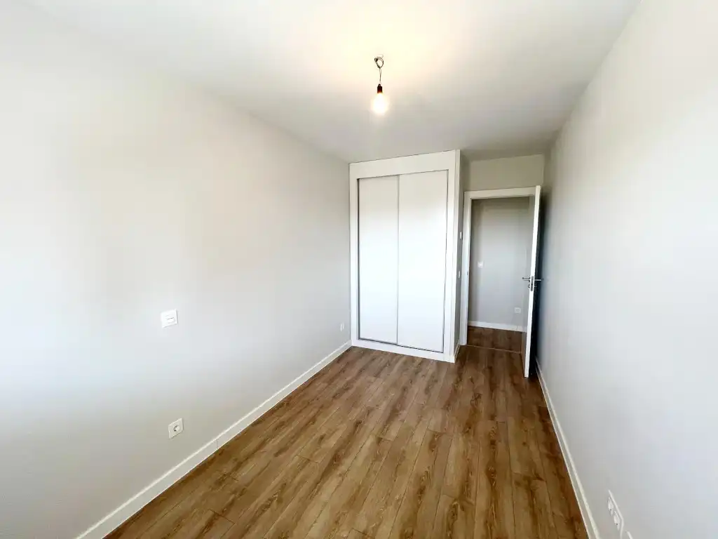 Habitación de Piso de alquiler en Alcalá de Henares con Terraza, Trastero y Domótica