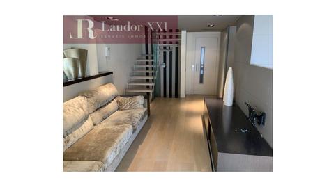 Foto 4 de Casa adosada en venda a Creu Alta, Barcelona