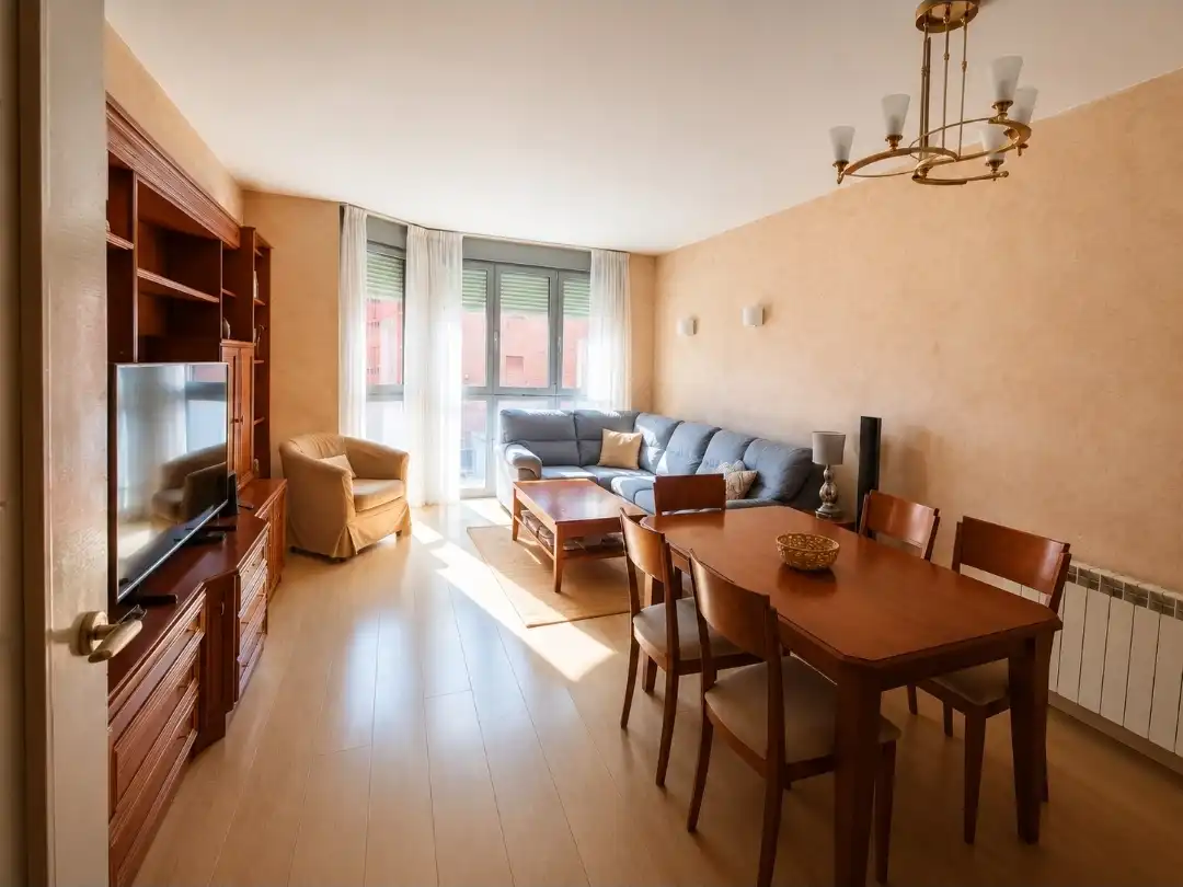 Flat for sale in Calle Antonio Calvo 7