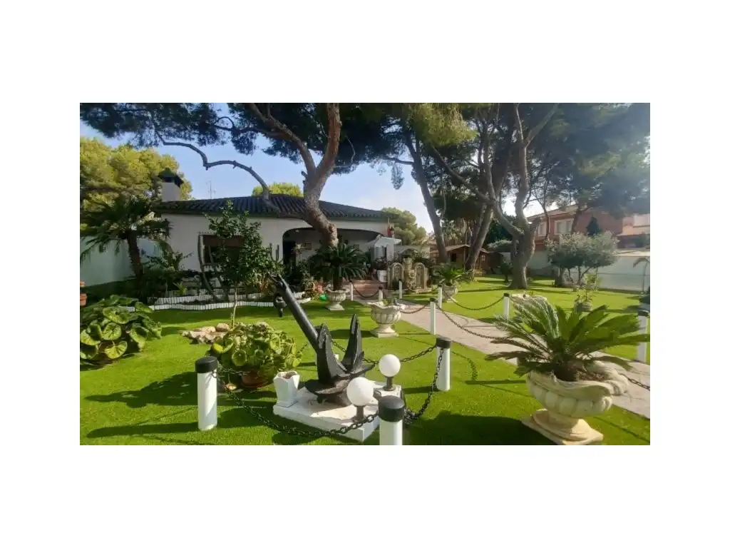 Casa amb piscina en venda a Calle Pablo Neruda-Cmor, imagen 6
