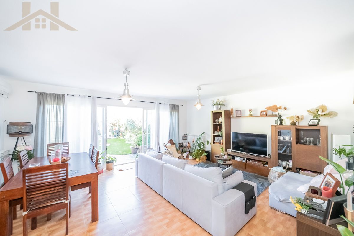 Living room of Single-family semi-detached for sale in Las Rozas de Madrid