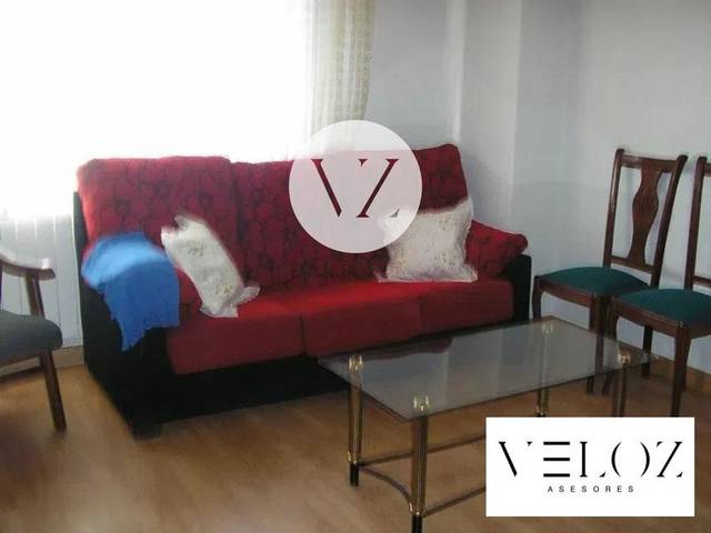 Piso en Alquiler en AVENIDA DE PORTUGAL en Carmelitas