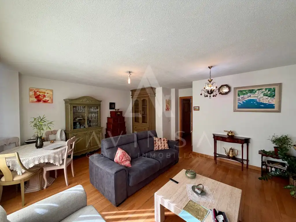Piso con ascensor en venta en Calle Virgen Del Amparo, imagen 2