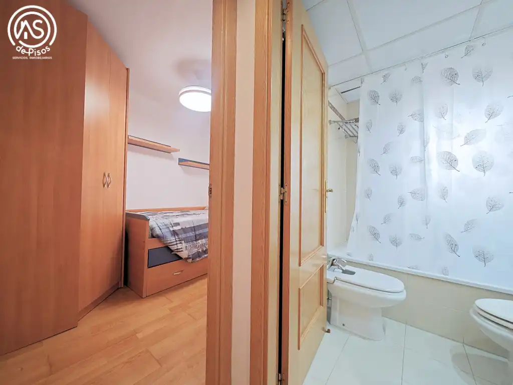 Flat for rent in Zaragoza, Zaragoza
