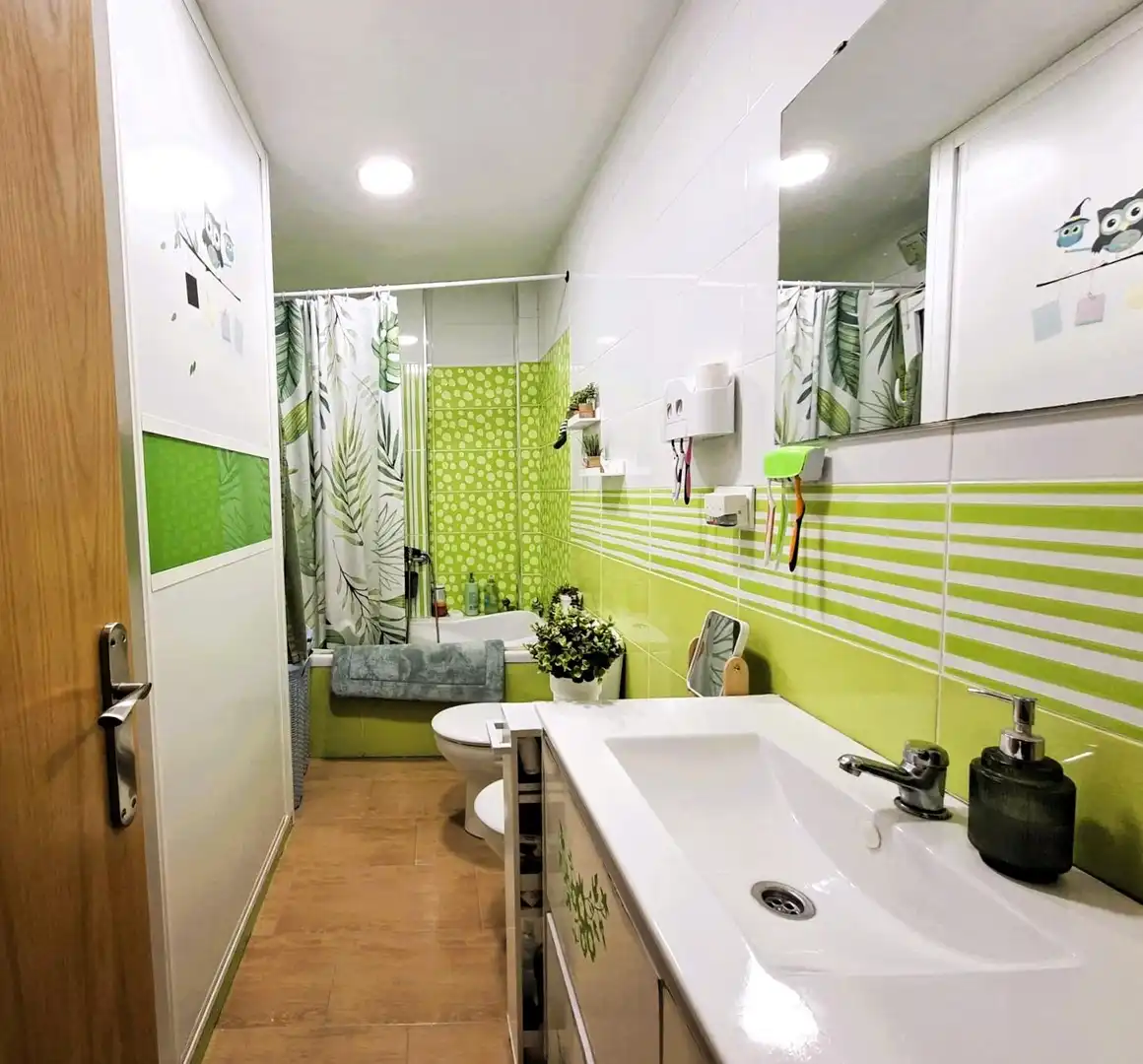 Badezimmer von Wohnung zum Verkauf in San Fernando mit Klimaanlage