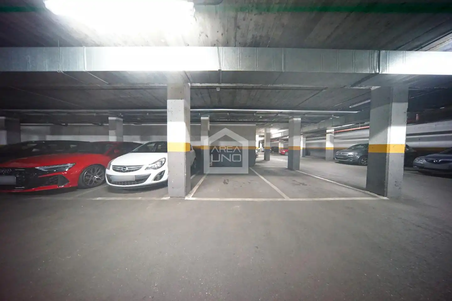 Parkplatz von Wohnung zur Miete in Alcorcón mit Klimaanlage, Heizung und Parkett