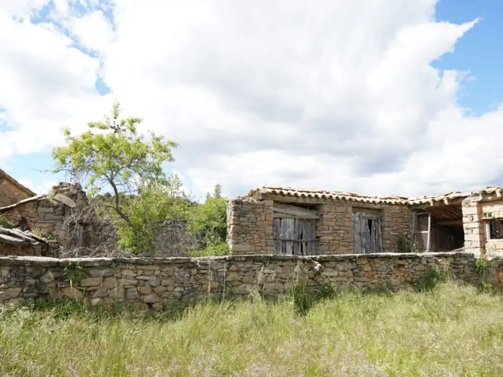 Houses for sale in Calle Unica (Hospitaled), Bárcabo