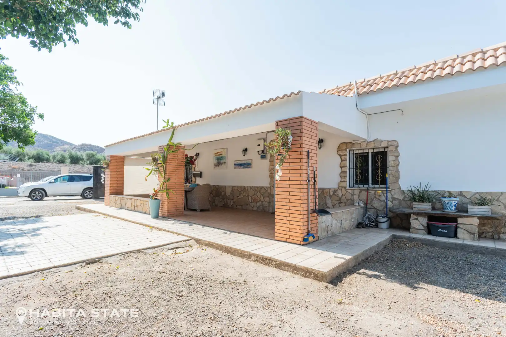 Vista exterior de Casa o xalet en venda en Gádor amb Aire condicionat, Jardí privat i Piscina